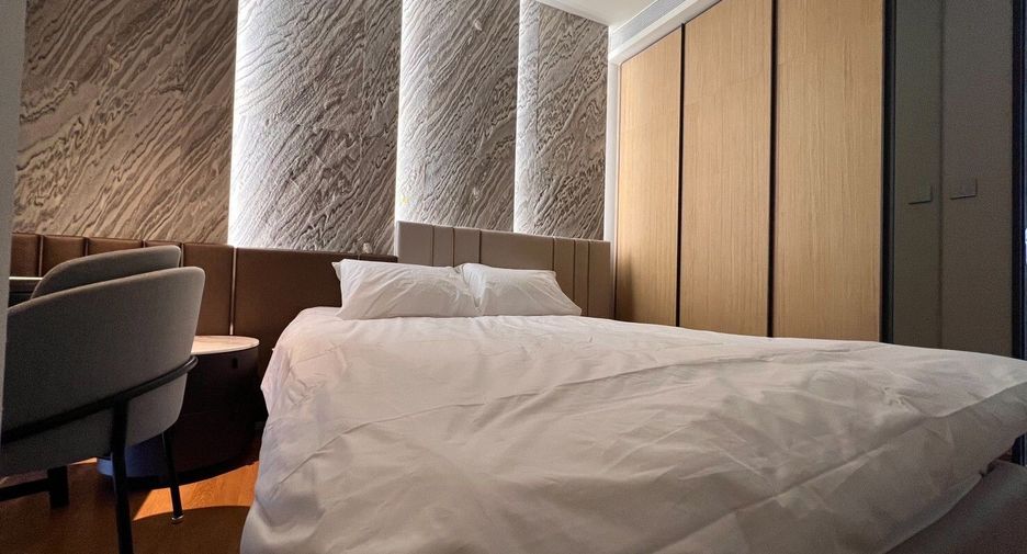For rent 2 bedrooms condo in Khlong Toei, Bangkok