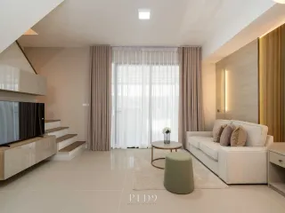 Casa en alquiler de 3 habitaciones en Bang Phli, Samut Prakan
