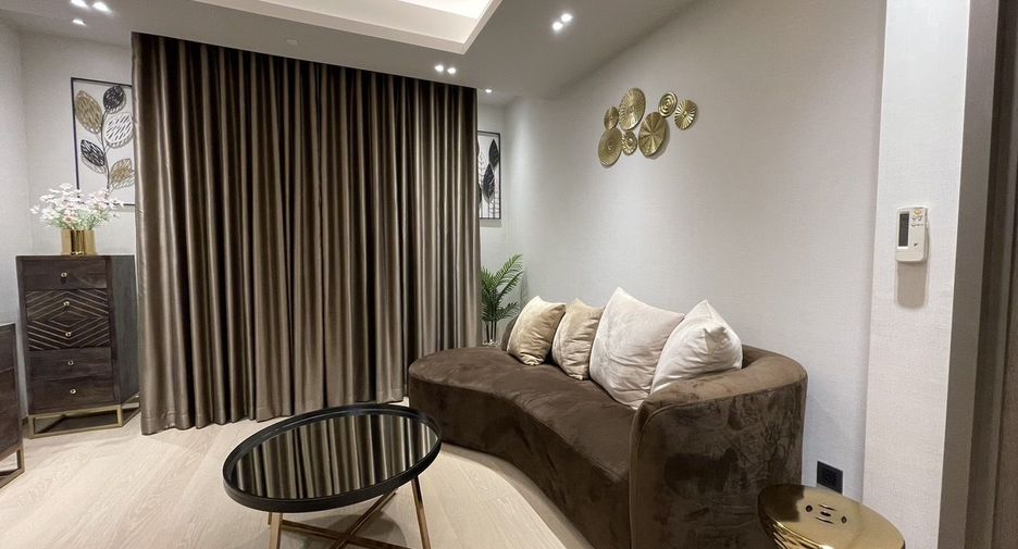 For rent 1 bed condo in Pathum Wan, Bangkok