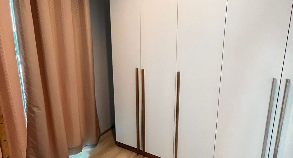 For rent 1 bed condo in Pathum Wan, Bangkok