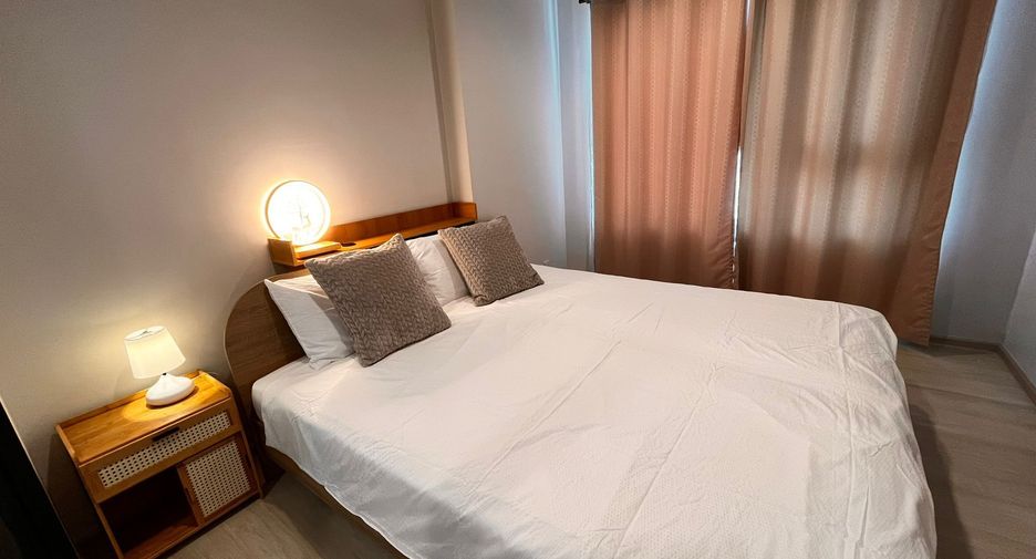 For rent 1 bed condo in Pathum Wan, Bangkok