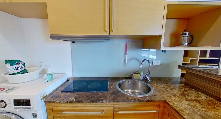 For sale 1 bed condo in Sathon, Bangkok