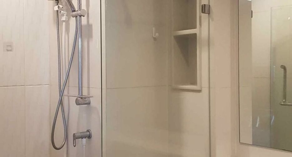 For rent studio condo in Huai Khwang, Bangkok
