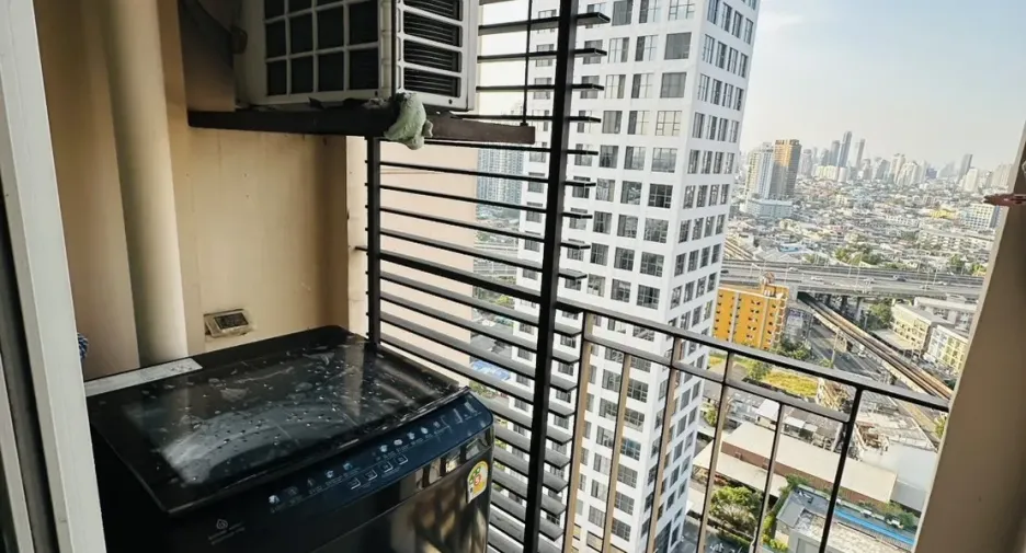 For sale 1 bed condo in Khlong Toei, Bangkok