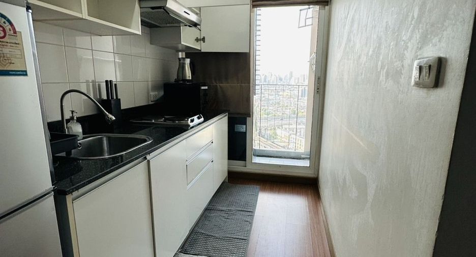For sale 1 bed condo in Khlong Toei, Bangkok