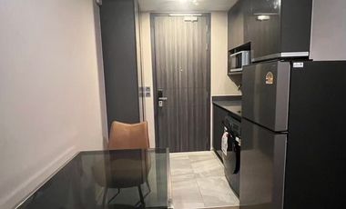 Condo en venta y en alquiler de 1 habitaciones en Khlong Toei, Bangkok