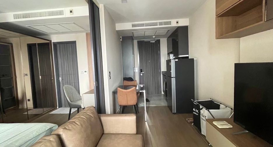 Wohnung zum Kauf und zur Miete mit 1 Zimmer in Khlong Toei, Bangkok