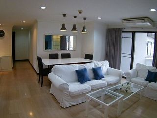 For rent 3 bedrooms condo in Watthana, Bangkok