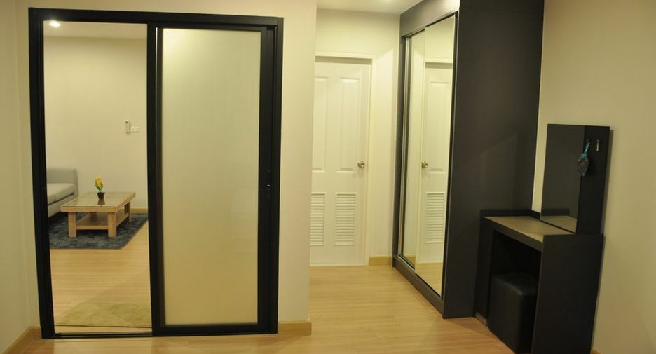 For sale 1 bed condo in Bang Na, Bangkok