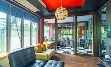 Haus zum Kauf mit 5 Zimmer in Suan Luang, Bangkok