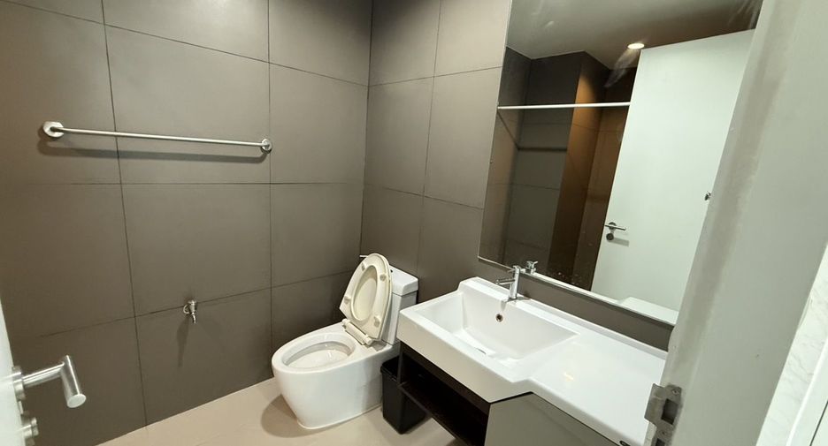 À louer 1 chambre condo à Watthana, Bangkok