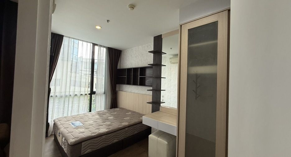À louer 1 chambre condo à Watthana, Bangkok