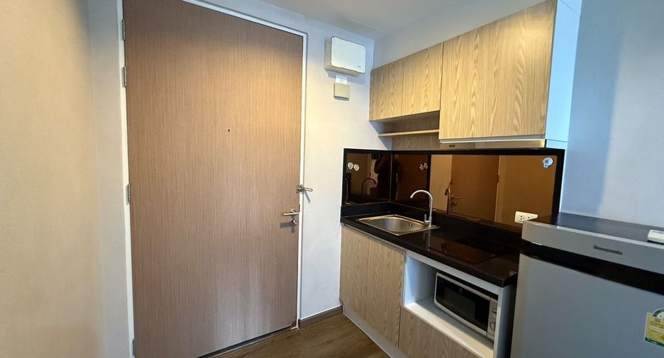 À louer 1 chambre condo à Watthana, Bangkok