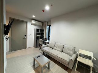 For rent 2 bedrooms condo in Huai Khwang, Bangkok
