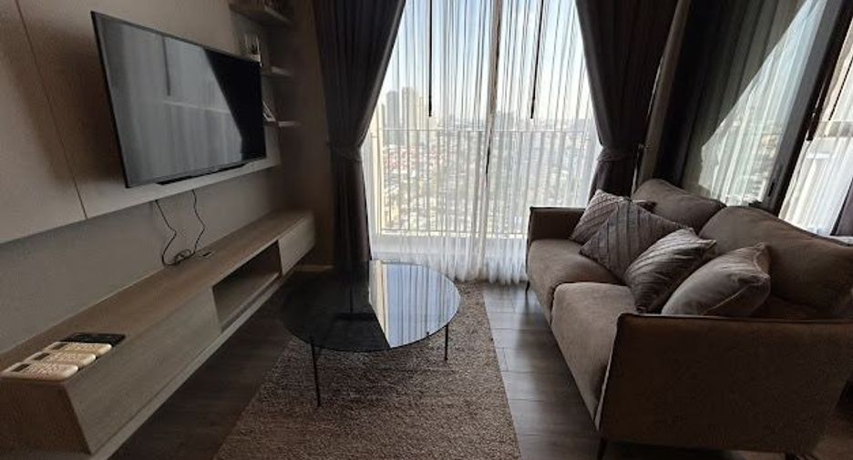 Condo en alquiler de 2 habitaciones en Bang Na, Bangkok