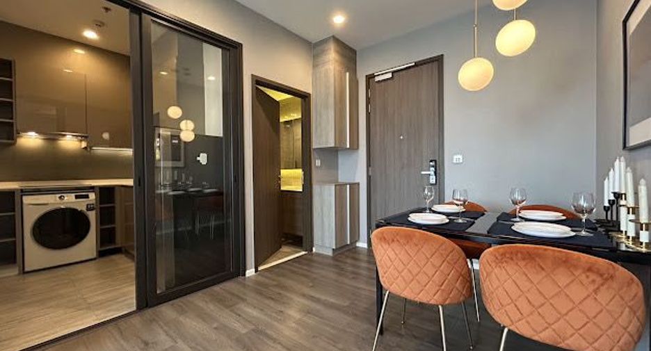 Condo en alquiler de 2 habitaciones en Bang Na, Bangkok