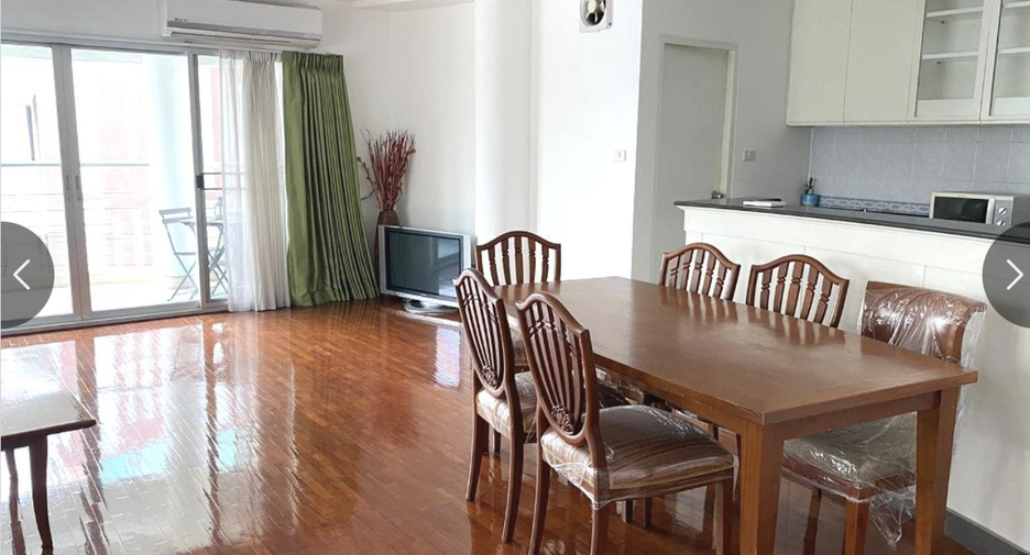 À louer 3 chambres appartement à Watthana, Bangkok