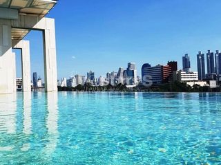 For rent 2 bedrooms condo in Sathon, Bangkok
