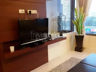 For rent 2 bedrooms condo in Sathon, Bangkok