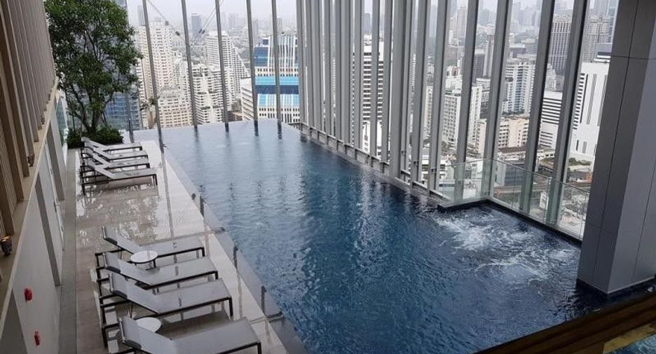Condo en alquiler de 2 habitaciones en Watthana, Bangkok