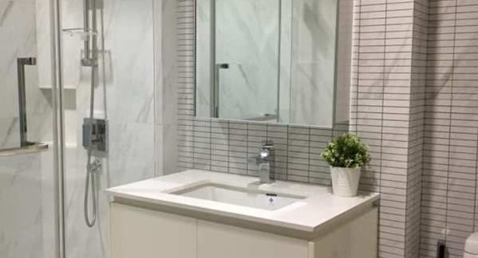 Condo en alquiler de 2 habitaciones en Watthana, Bangkok