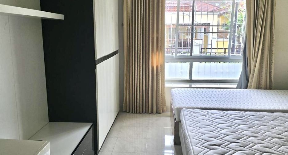 Haus zur Miete mit 4 Zimmer in Mueang Phuket, Phuket