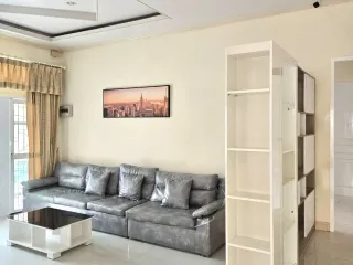 À louer 4 chambres maison à Mueang Phuket, Phuket