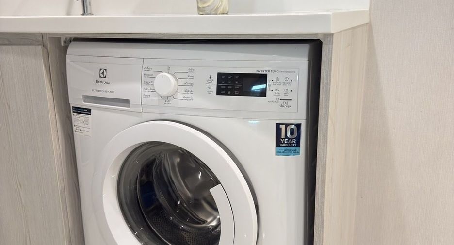 For rent 1 bed condo in Pathum Wan, Bangkok