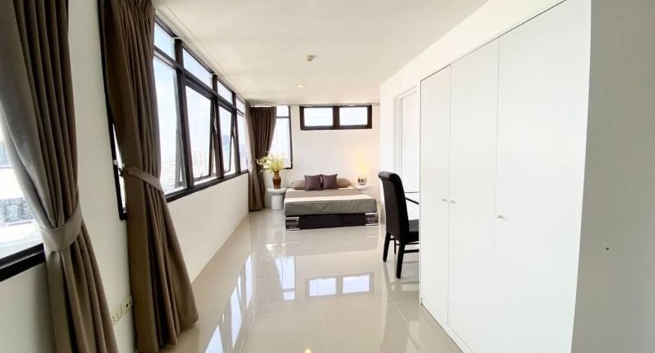 Wohnung zur Miete mit 2 Zimmer in Watthana, Bangkok