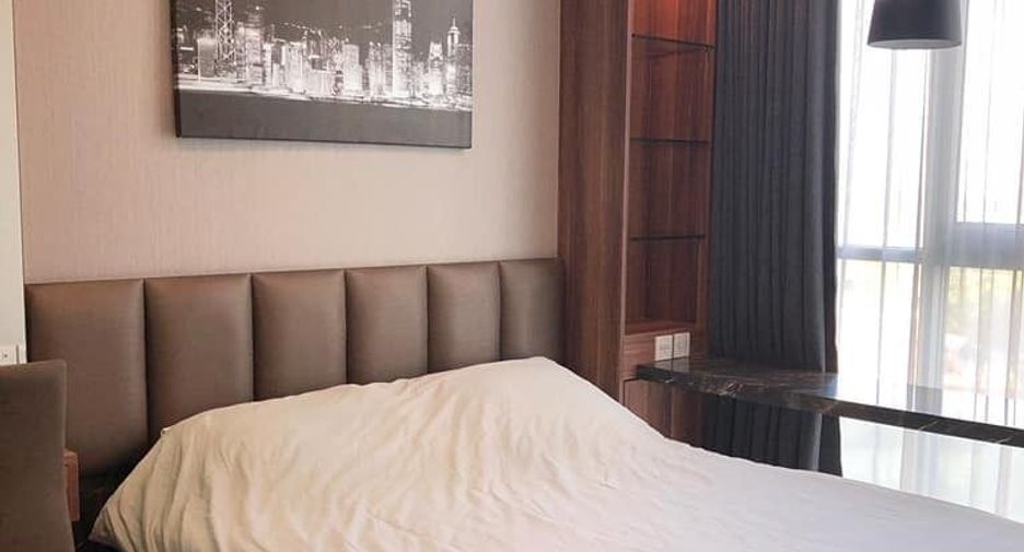 Продажа 1 кровать кондо в Хуаи Кхщанг, Бангкок