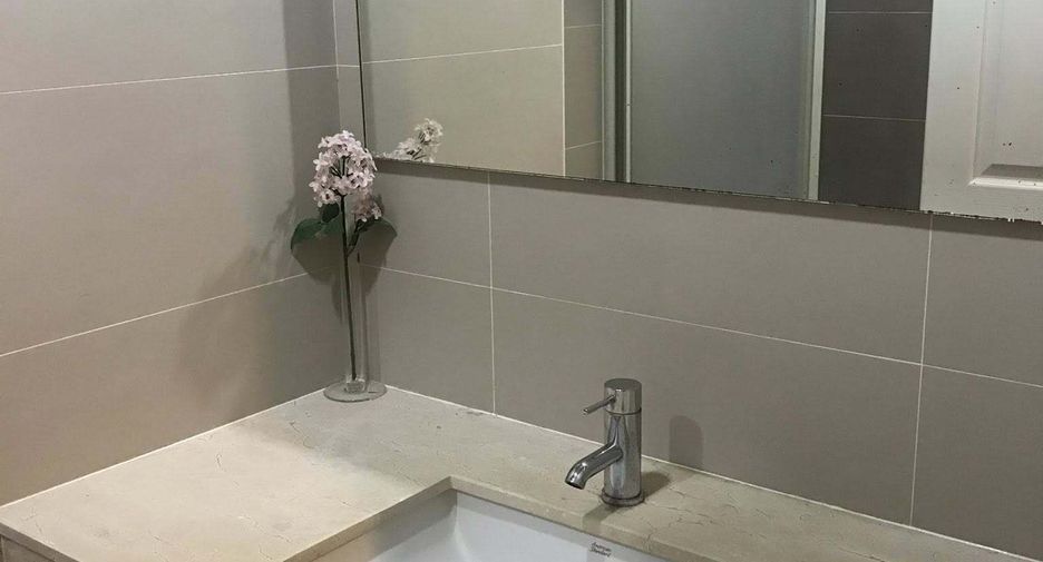 For rent 1 bed condo in Bang Phlat, Bangkok