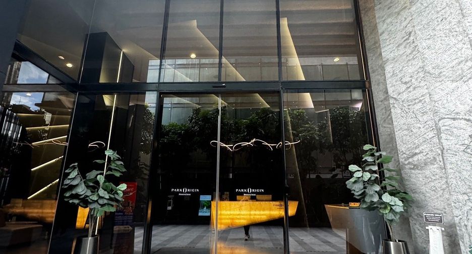 For rent 1 bed condo in Ratchathewi, Bangkok