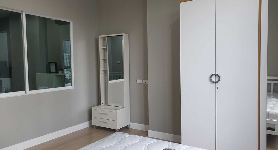 For rent 1 bed condo in Sathon, Bangkok