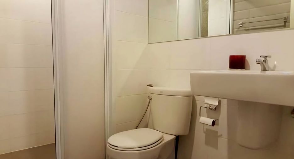 Wohnung zur Miete mit 1 Zimmer in Khlong Toei, Bangkok