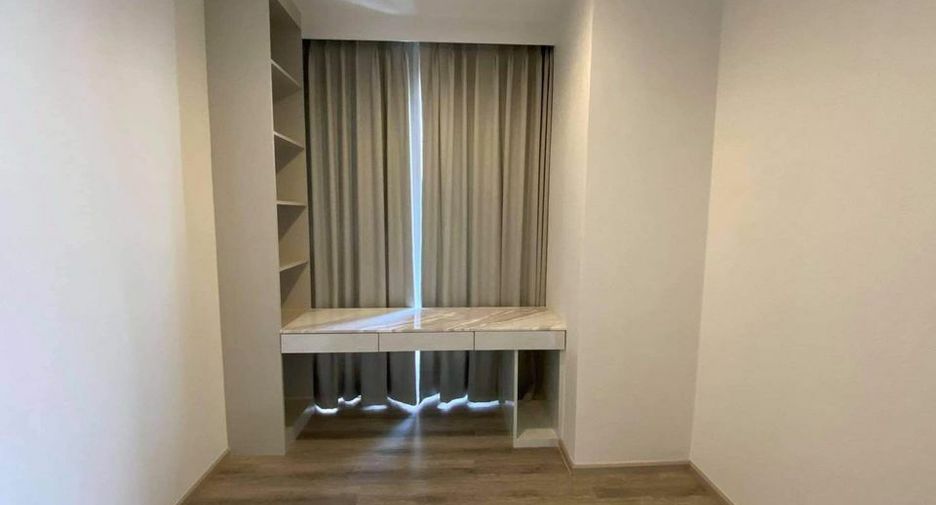 À louer 2 chambres condo à Watthana, Bangkok