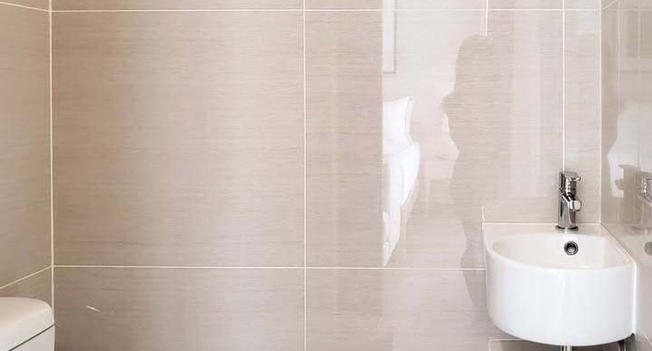For rent studio condo in Khlong Toei, Bangkok
