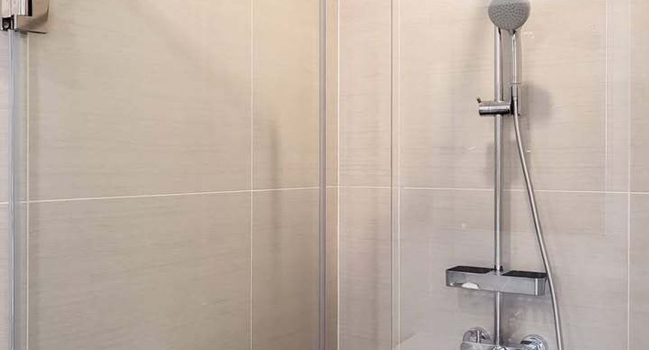 For rent studio condo in Khlong Toei, Bangkok