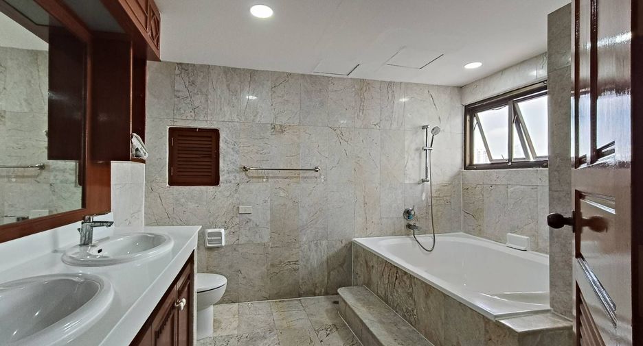 Apartment zur Miete mit 3 Zimmer in Watthana, Bangkok