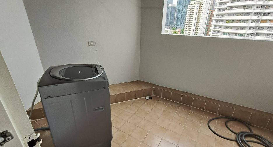 Apartment zur Miete mit 3 Zimmer in Watthana, Bangkok