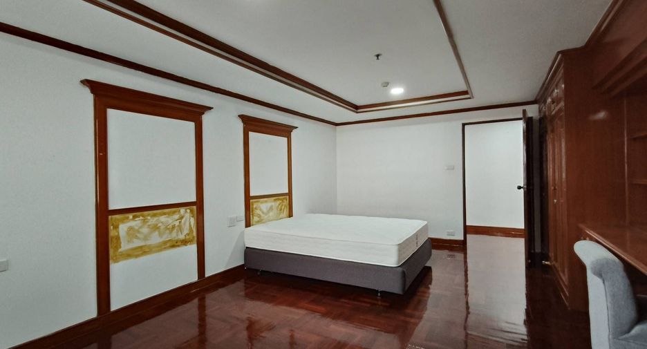 Apartment zur Miete mit 3 Zimmer in Watthana, Bangkok