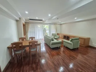 Apartment zur Miete mit 2 Zimmer in Pathum Wan, Bangkok