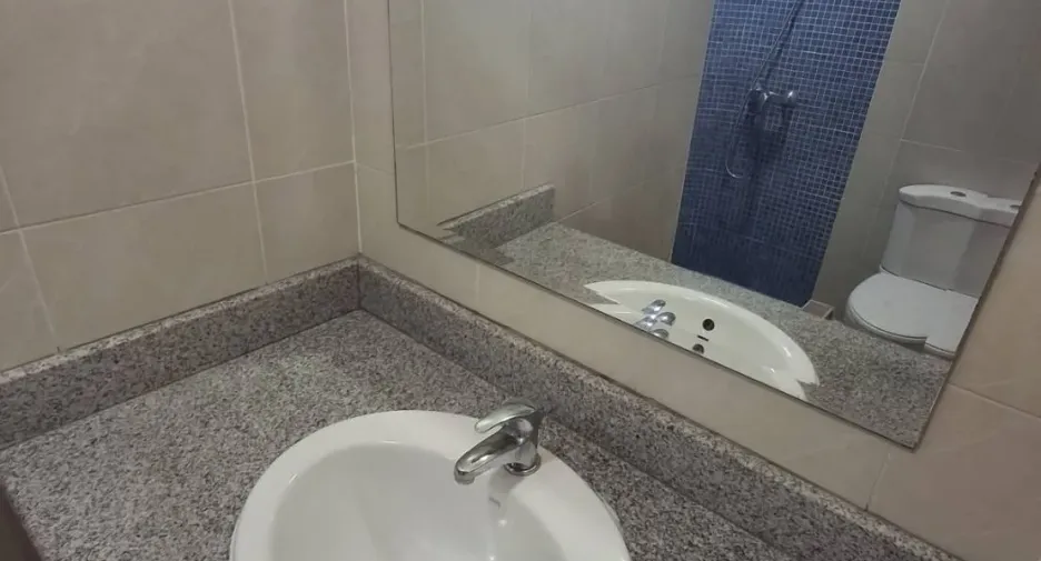 For rent 2 bedrooms apartment in Pathum Wan, Bangkok