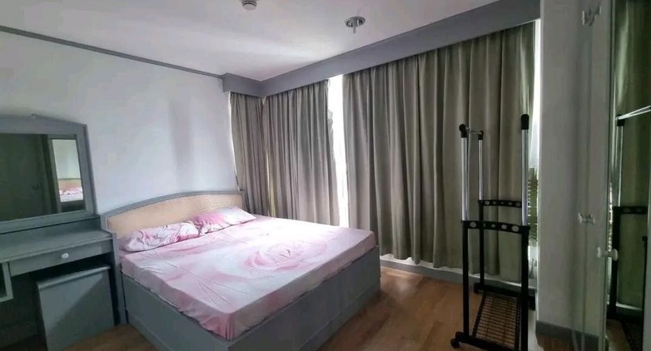 For rent 2 bedrooms condo in Ratchathewi, Bangkok