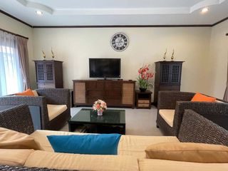 À vendre 5 chambres villa à Saraphi, Chiang Mai