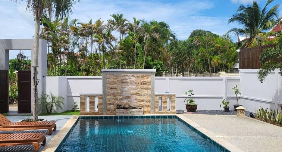 À louer 3 chambres villa à Mueang Phuket, Phuket