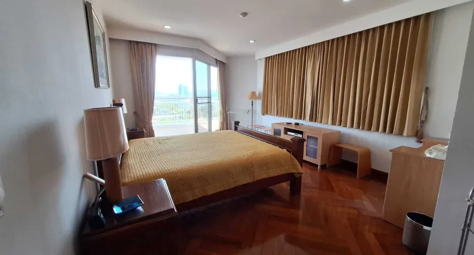 For rent 2 bedrooms condo in Hua Hin, Prachuap Khiri Khan