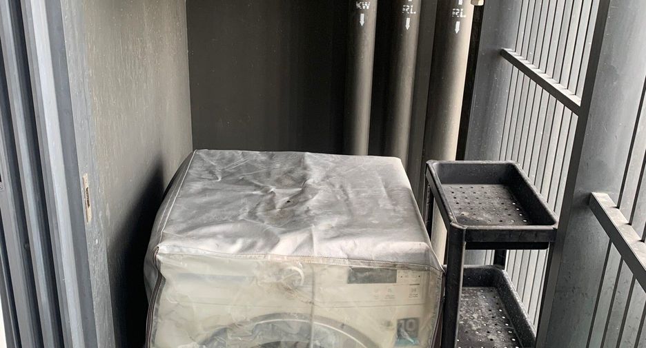 Wohnung zur Miete mit 1 Zimmer in Huai Khwang, Bangkok
