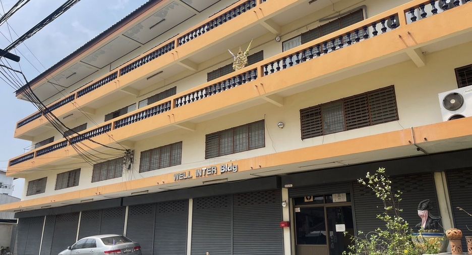 Casa en alquiler de estudio en Phra Khanong, Bangkok