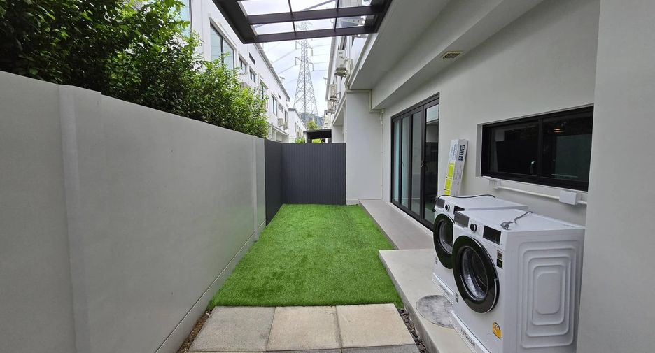 For rent 3 bedrooms house in Bang Phli, Samut Prakan