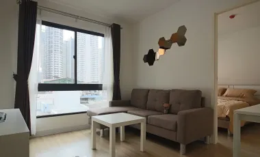 Condo en alquiler de 1 habitaciones en Khlong Toei, Bangkok